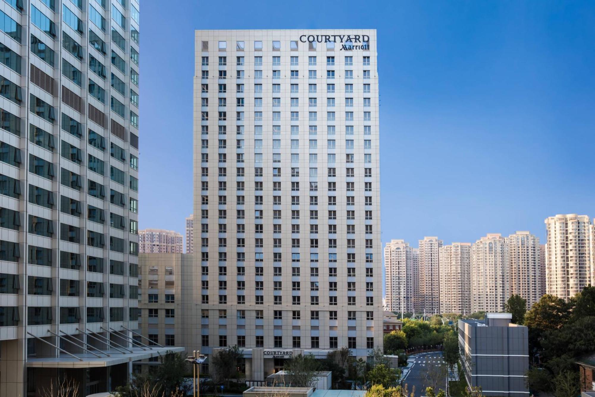 Courtyard By Marriott Tianjin Hongqiao Hotel Bagian luar foto